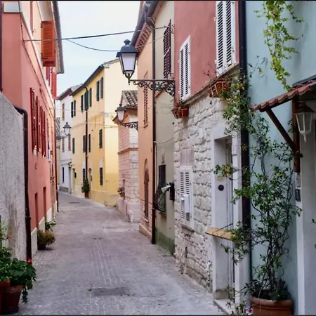 S269 - Sirolo, Monolocale In Centro Storico Apartamento Sirolo